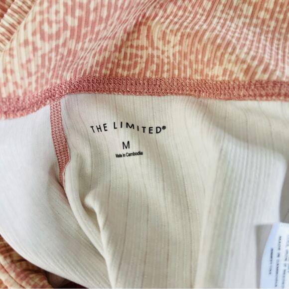The Limited peach cream ribbed abstract high waisted ankle crop leggings medium - Picture 6 of 7